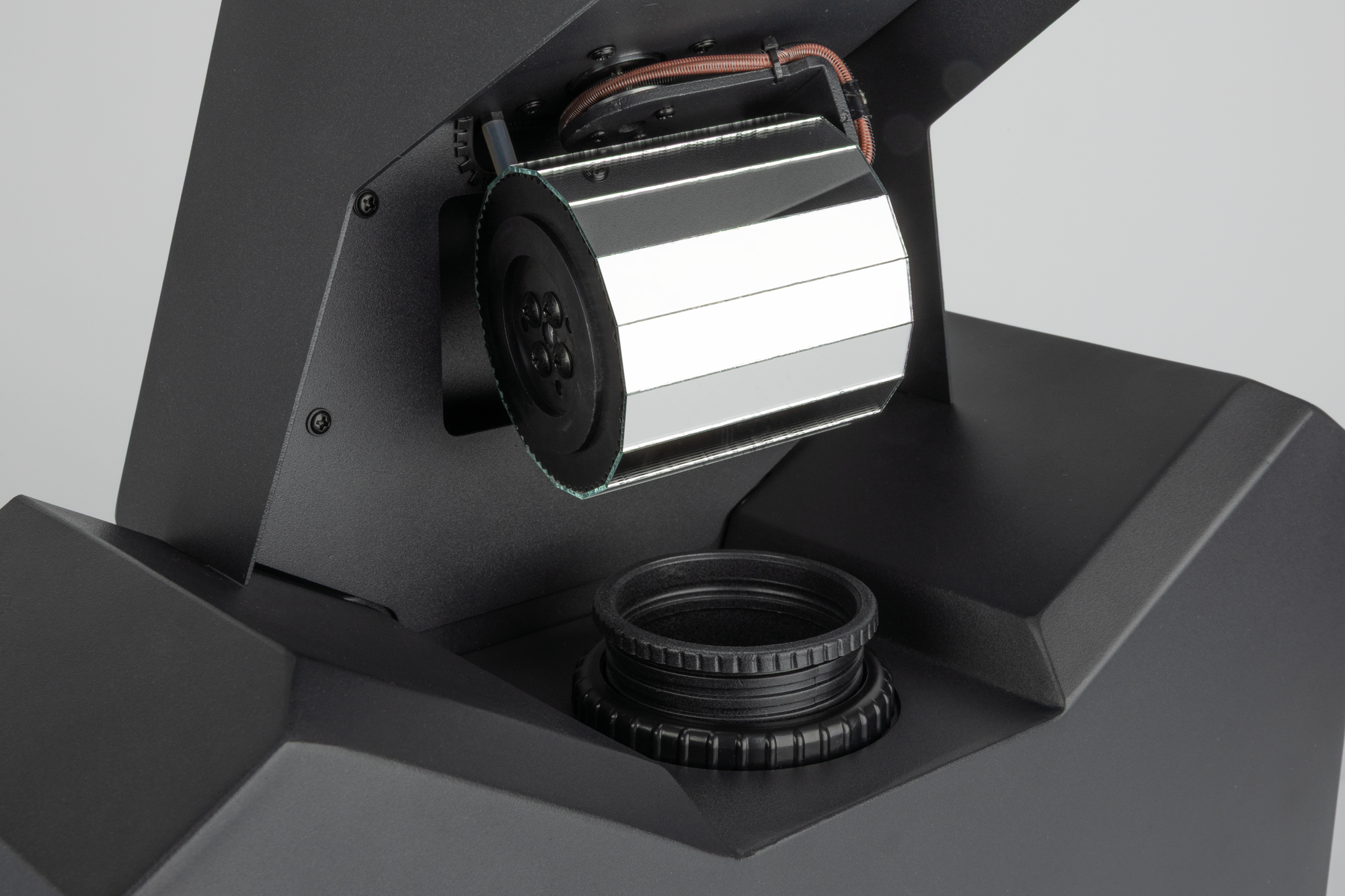 SHOWTEC Demon - 140 W LED-barrel scan-effect - Afbeelding 11