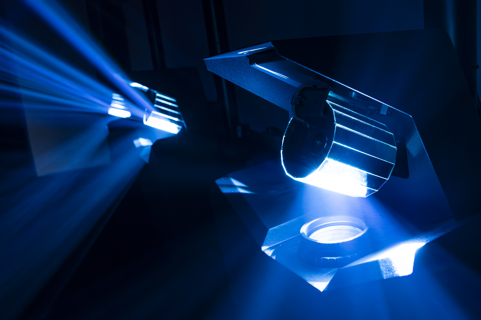 SHOWTEC Demon - 140 W LED-barrel scan-effect - Afbeelding 22